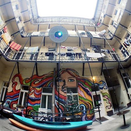 Dbc Hostel Budapesta Exterior foto