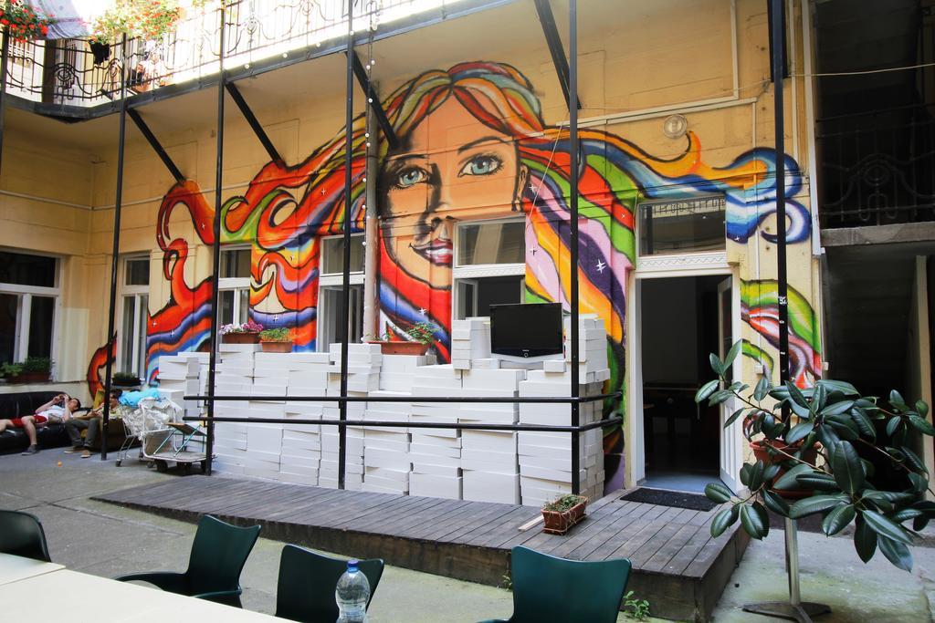 Dbc Hostel Budapesta Exterior foto