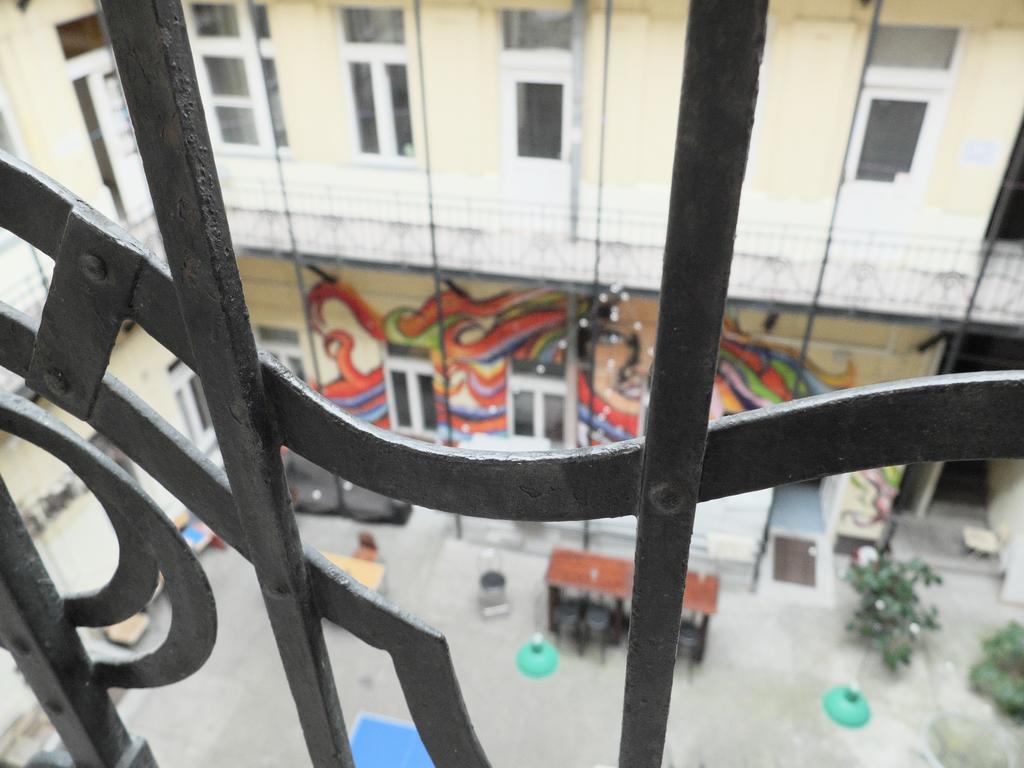 Dbc Hostel Budapesta Exterior foto